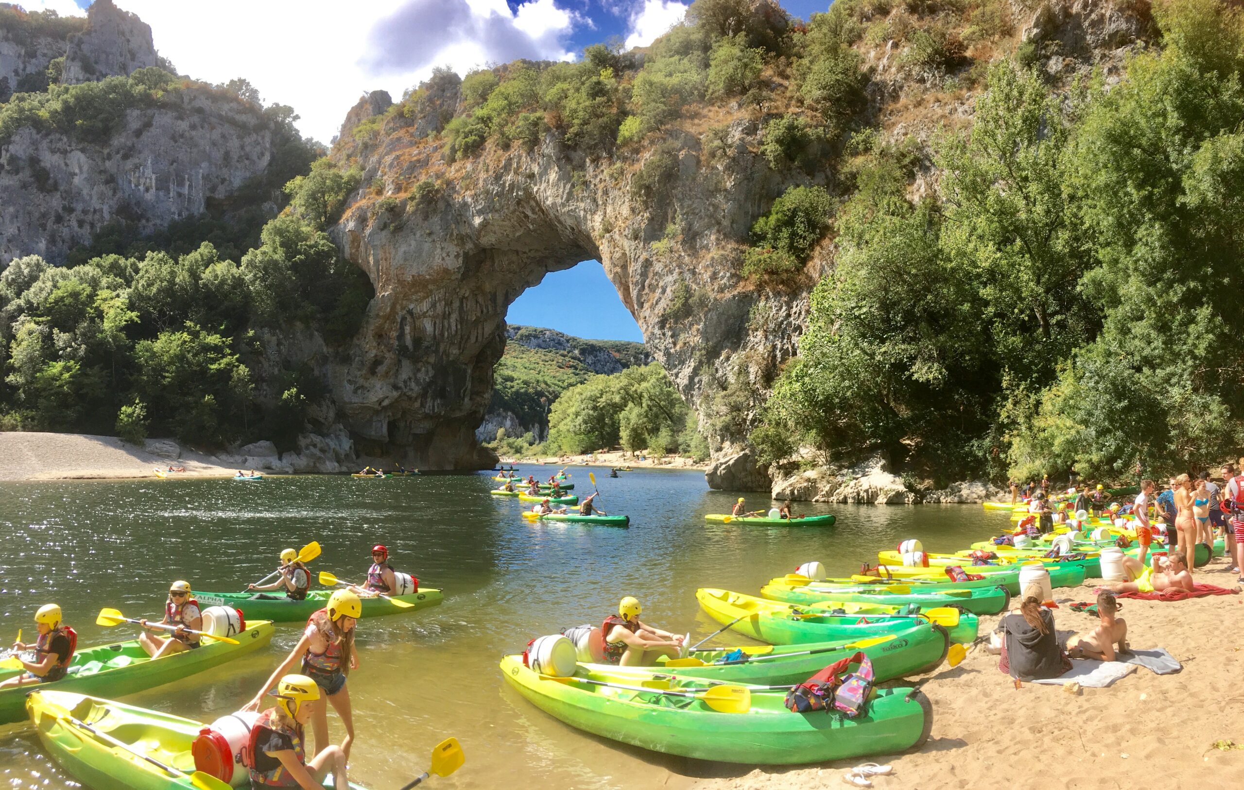 AVANTAGES D’UNE EMBARCATION EN POLYETHYLENE DAG Kayak